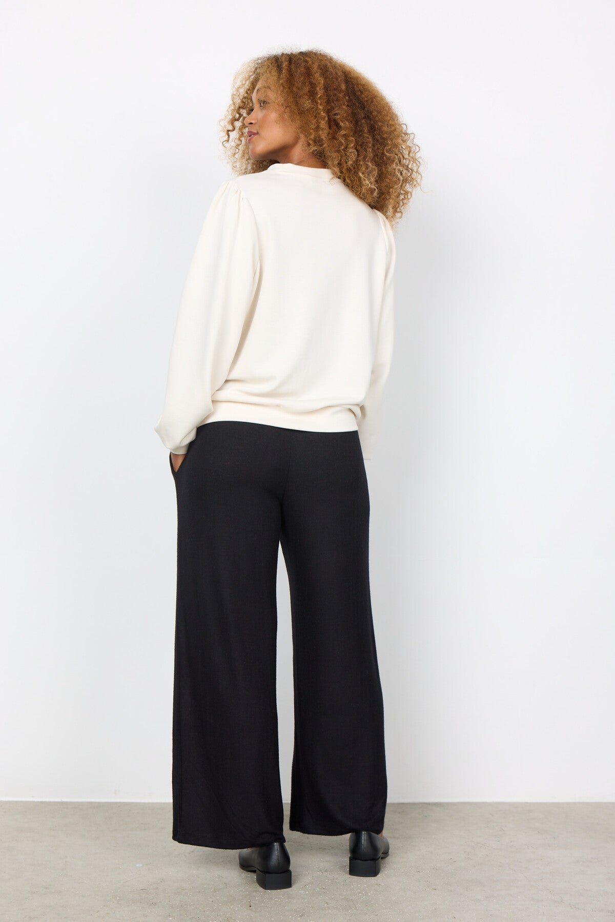 SC-BANU 120 Blus Cream