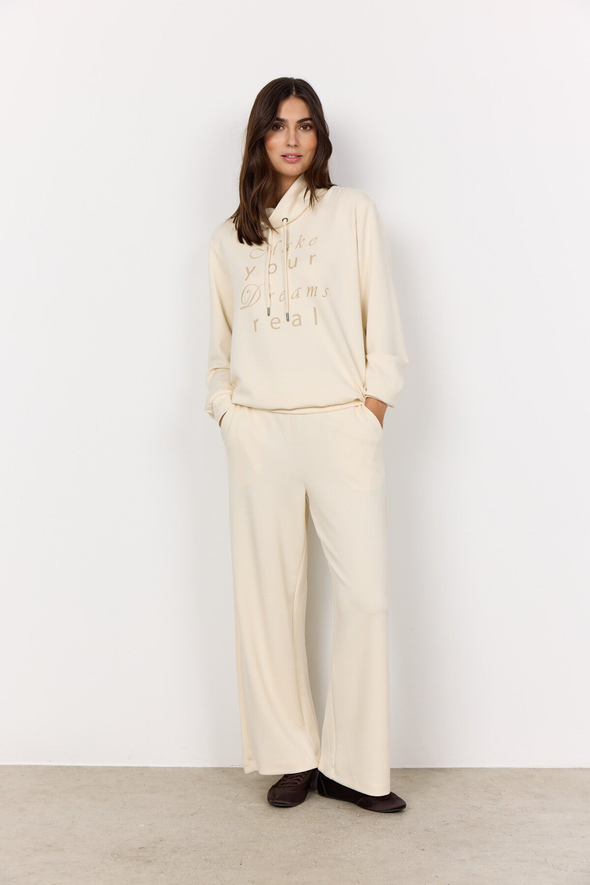 SC-BANU 217 Sweatshirt Cream