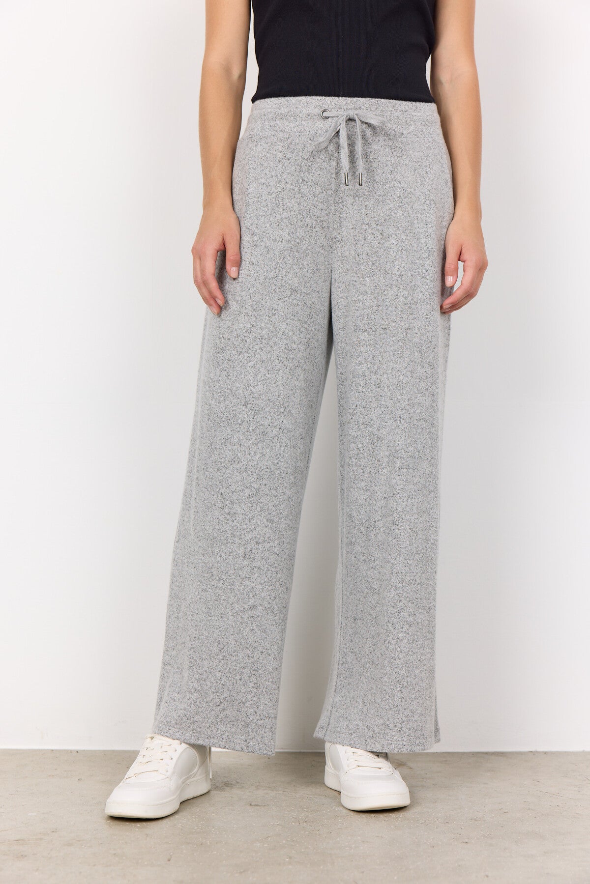 SC-BIARA 74 Byxor Ljusgrått