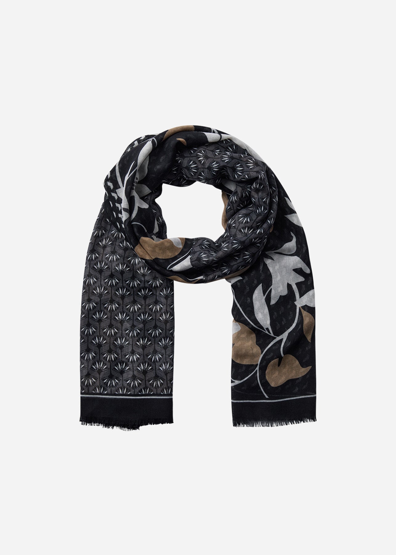 SC-NANDA 1 Scarf Svart