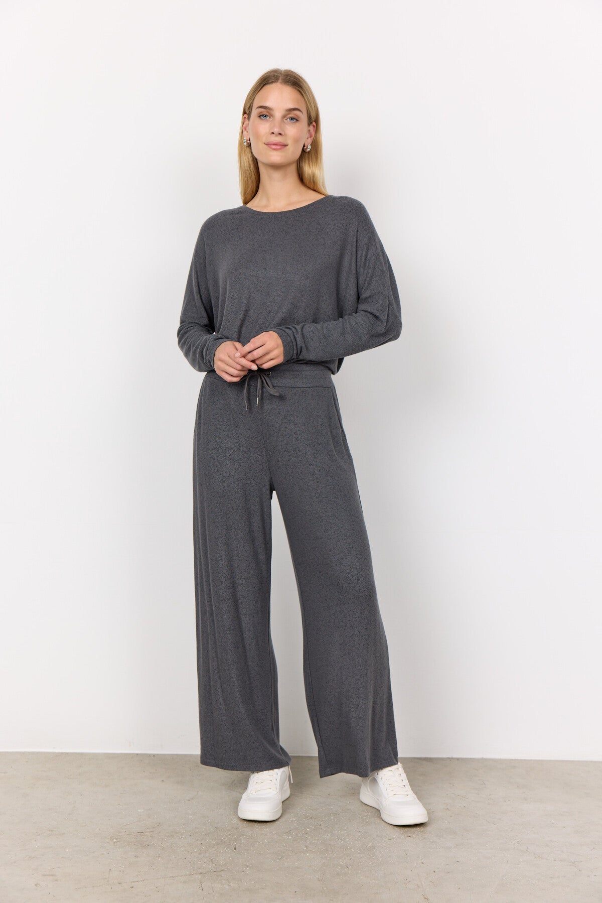 SC-BIARA 74 Byxor Mörkgrå