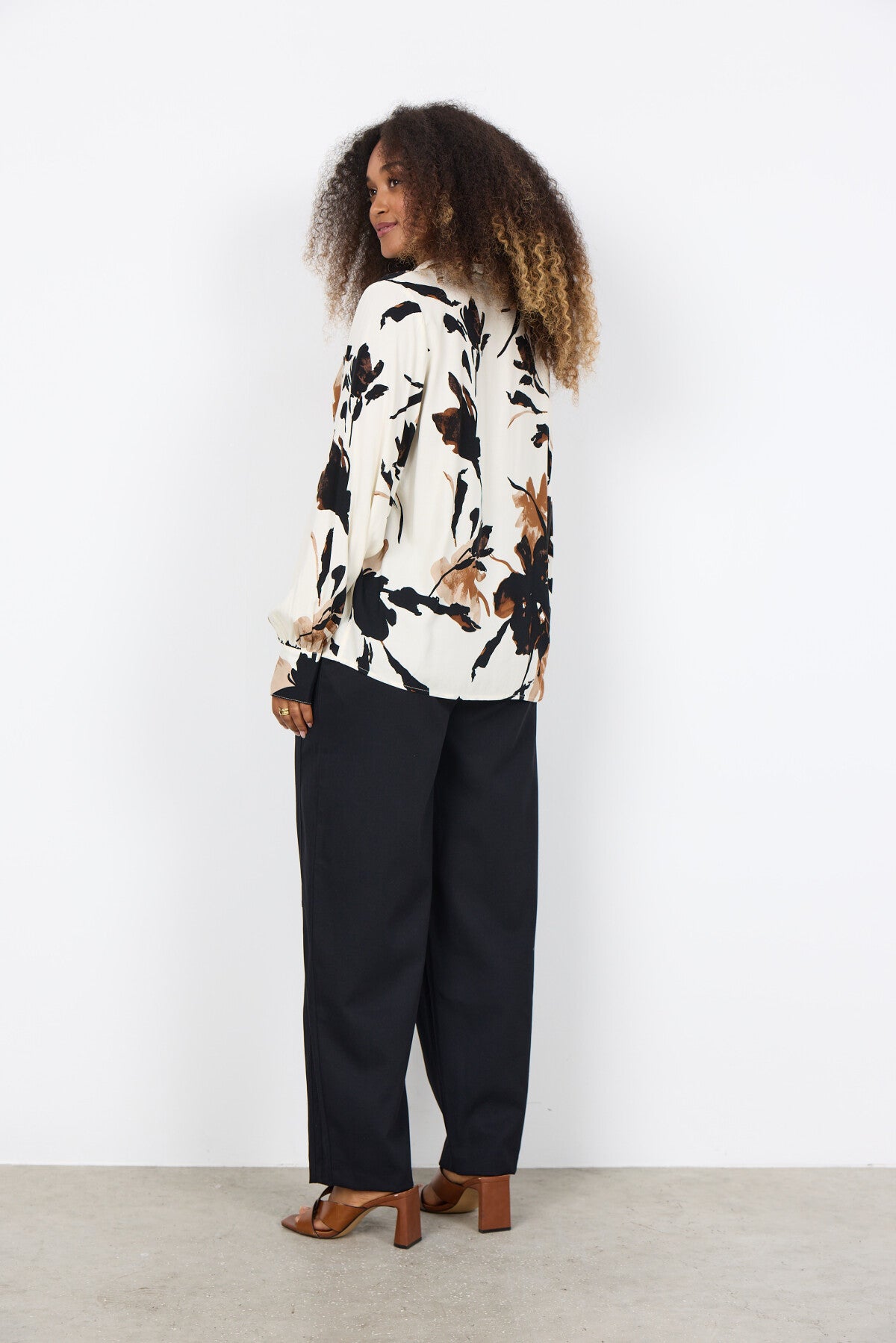 SC-BENE 2 Blus Camel