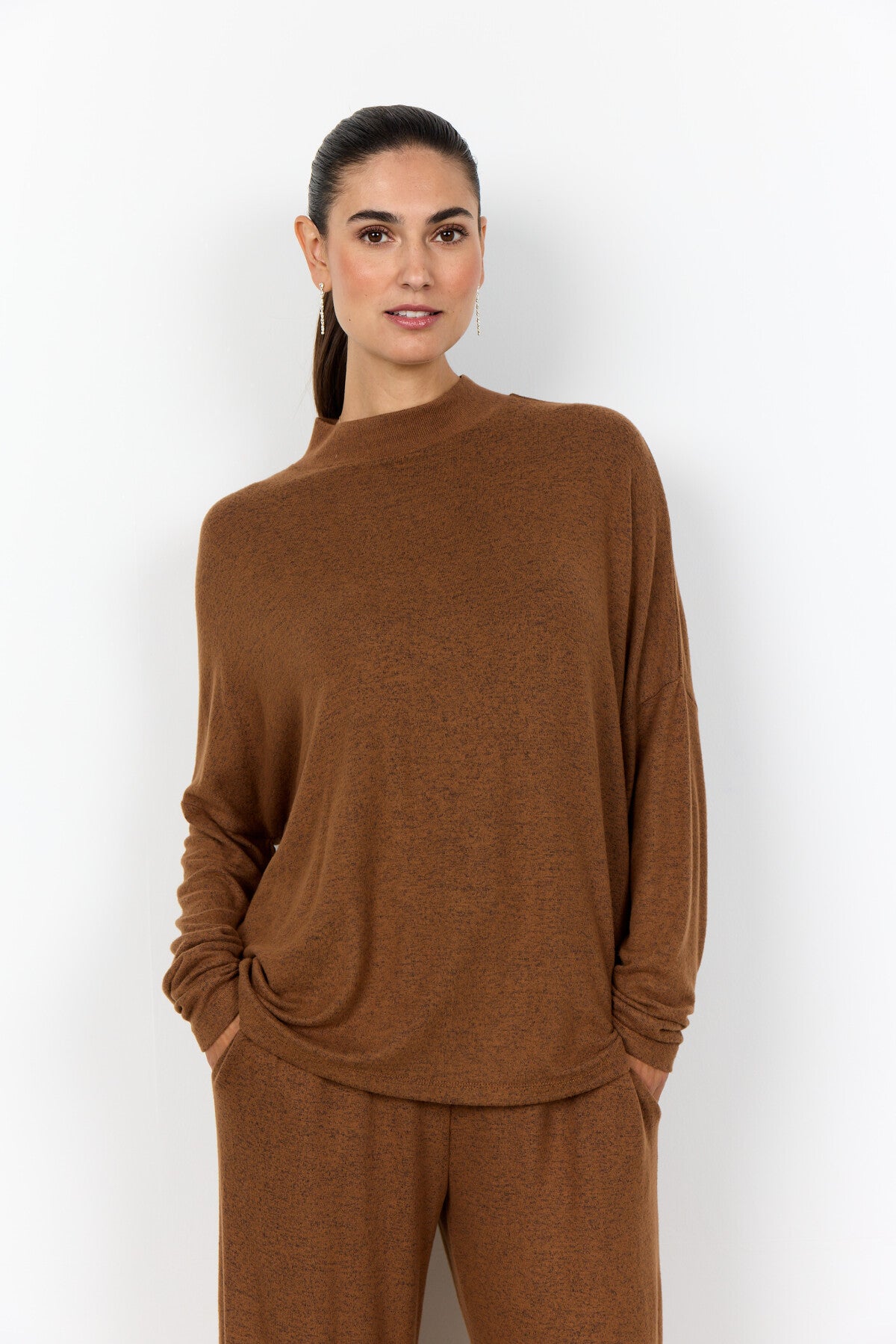 SC-BIARA 126 Blus Brün