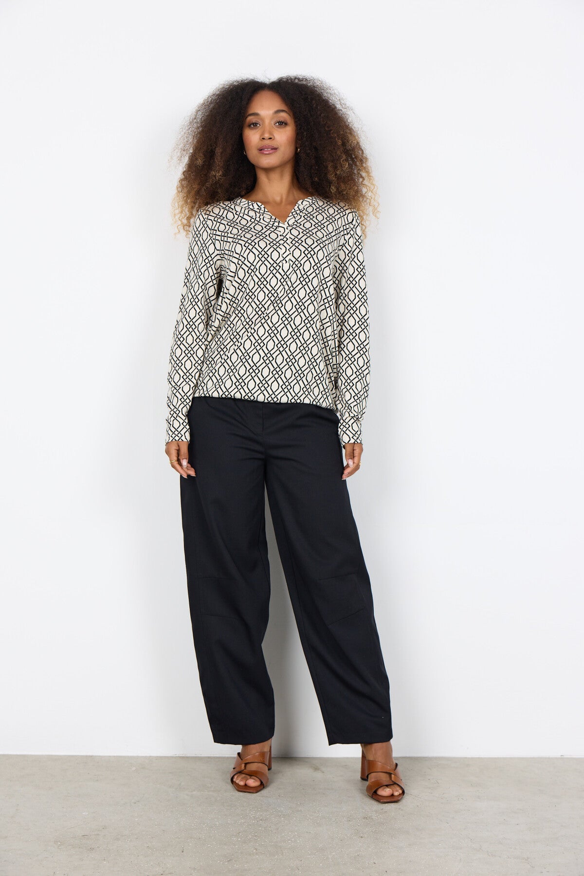 SC-FELICITY AOP 530 Blus Cream