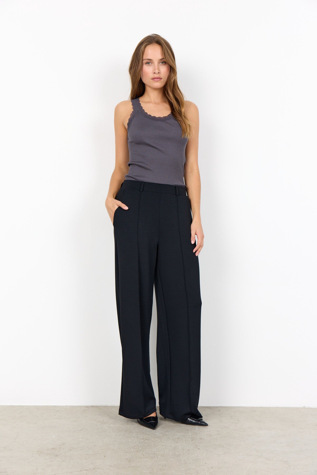 SC-SARONA 1 Topp Mörkgrå