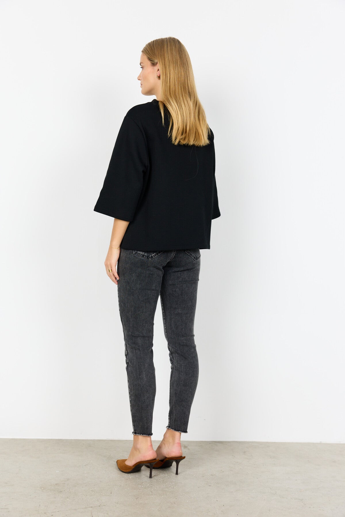 SC-ANGELIN 5 Blus Svart