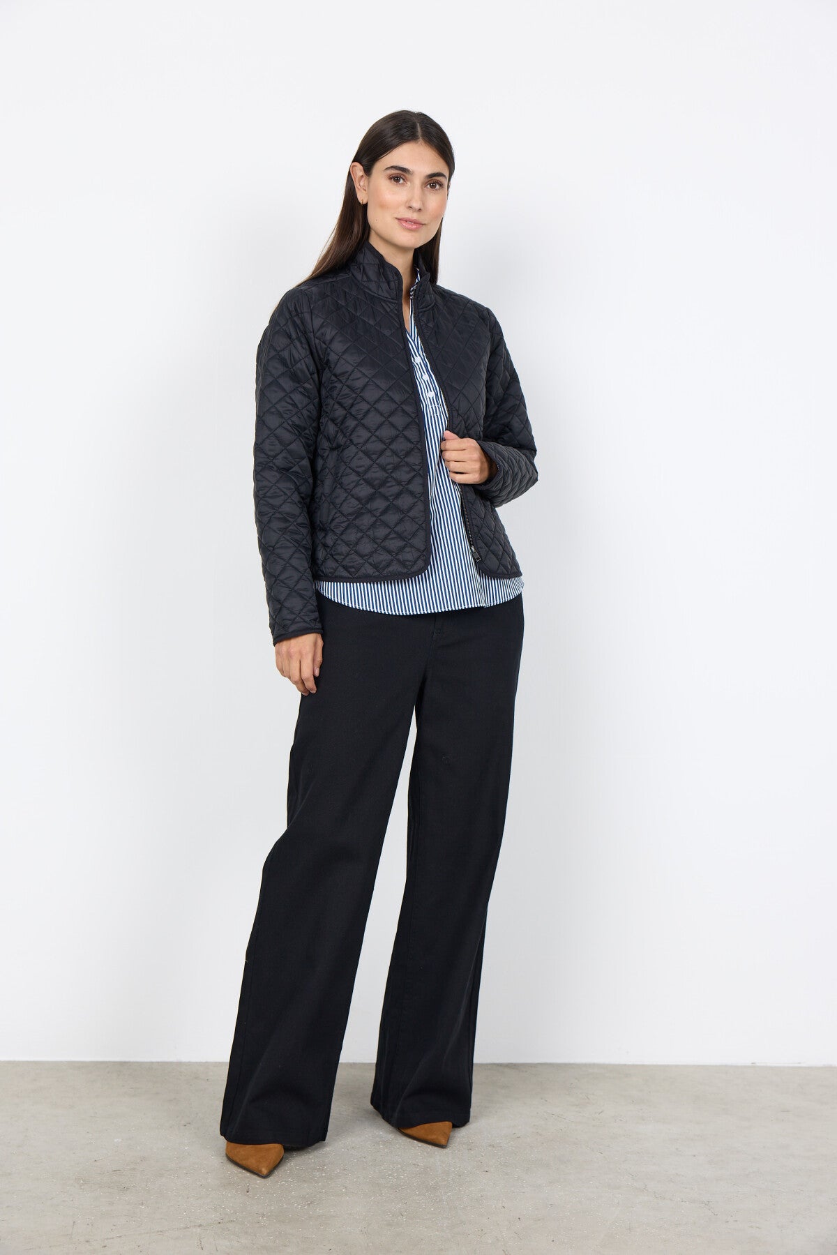 SC-BENETE 2 Jacka Svart