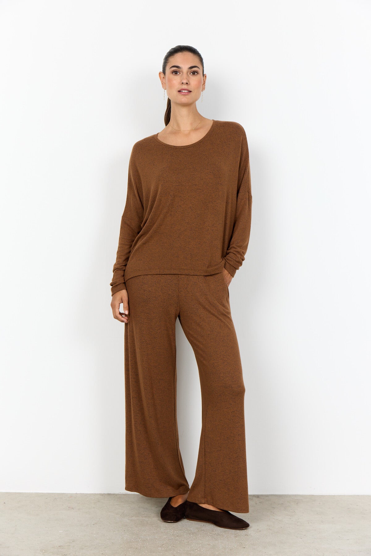 SC-BIARA 1 Blus Brün