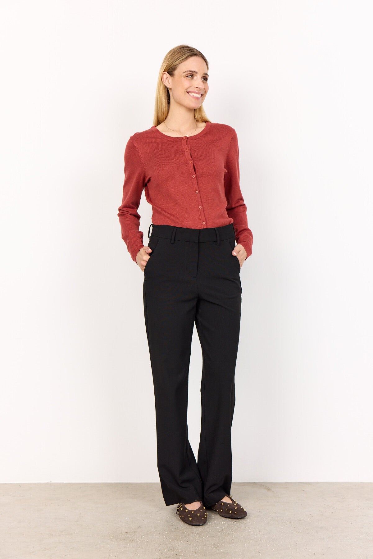 SC-DOLLIE 446 Cardigan Roströd