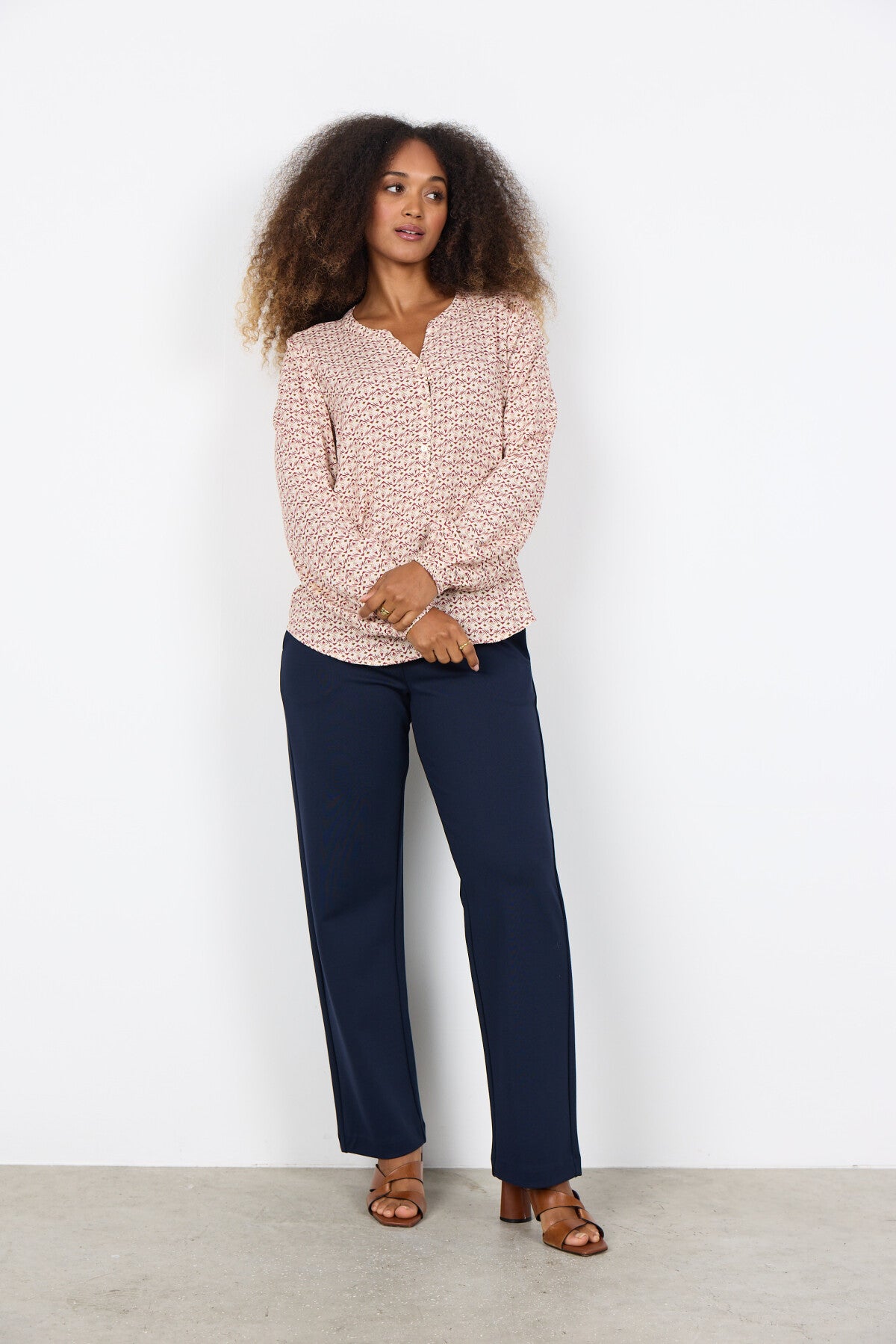 SC-BELLUA 1 Blus Lyseröd