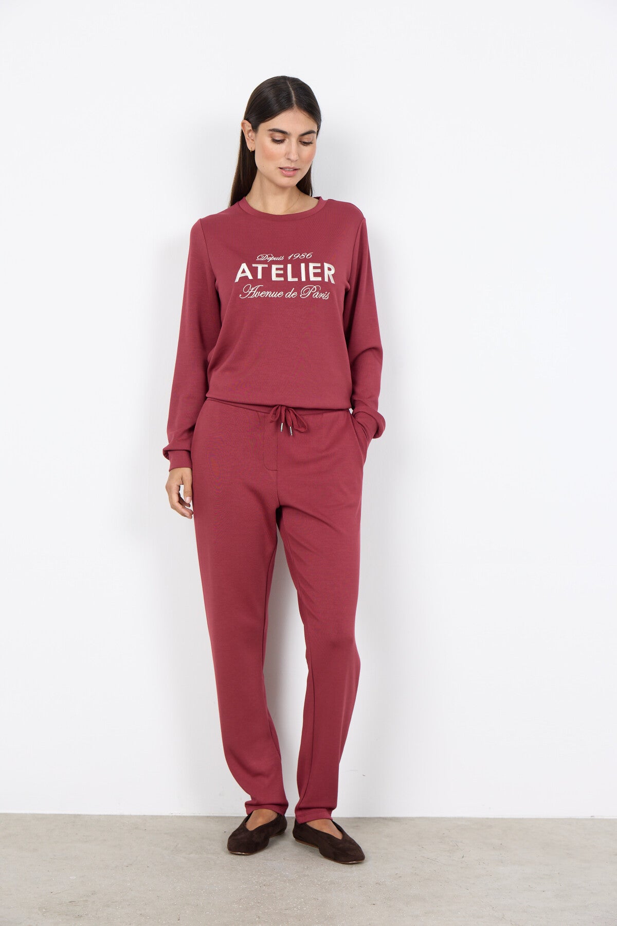 SC-BANU 157 Byxor Rubinröd